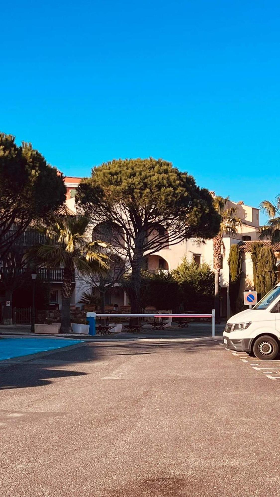 Plage / Beach / Marines De Gassin / Saint-Tropez Екстериор снимка
