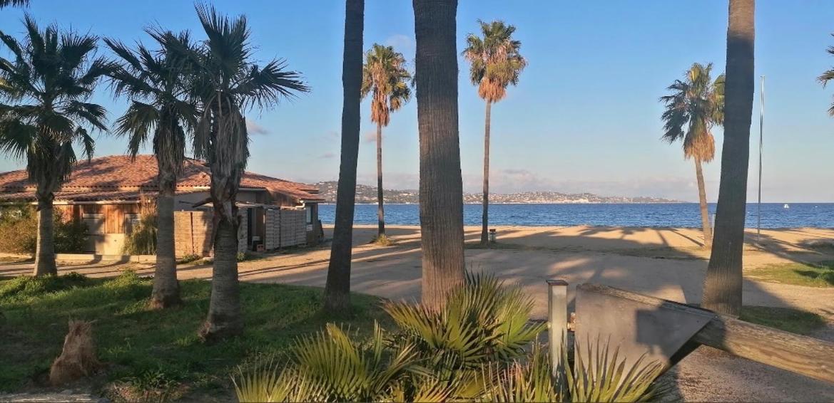 Plage / Beach / Marines De Gassin / Saint-Tropez Екстериор снимка
