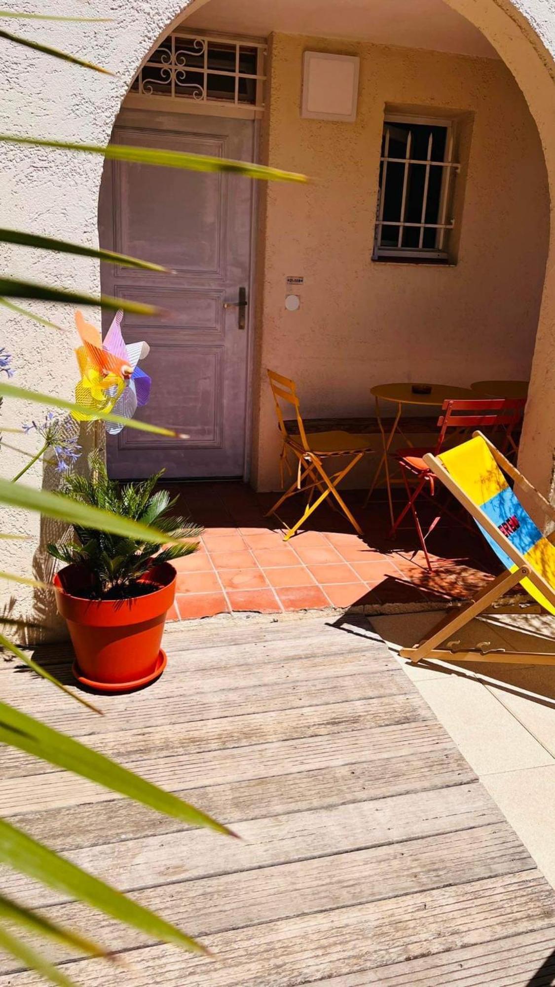 Plage / Beach / Marines De Gassin / Saint-Tropez Екстериор снимка
